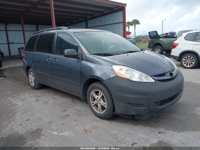 TOYOTA SIENNA 2009