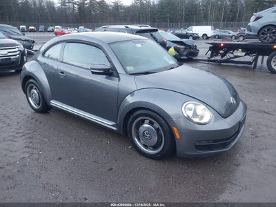 VOLKSWAGEN BEETLE 2012