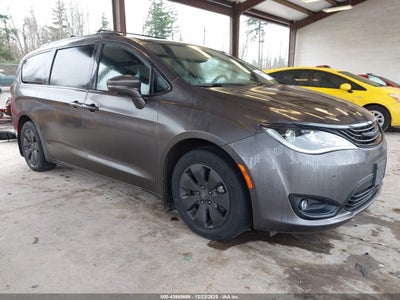 CHRYSLER PACIFICA HYBRID 2019