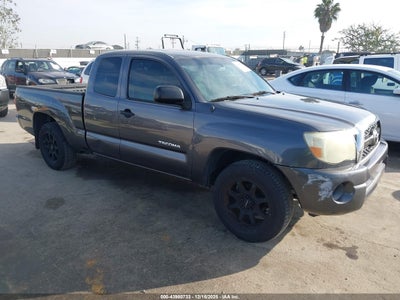 TOYOTA TACOMA 2011