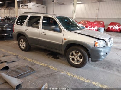 MAZDA TRIBUTE 2005