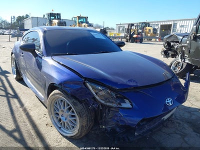 TOYOTA GR86 2023