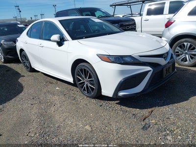 TOYOTA CAMRY 2021