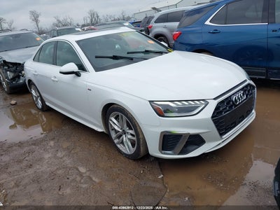 AUDI A4 2023