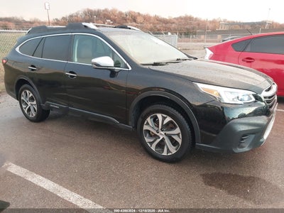 SUBARU OUTBACK 2022