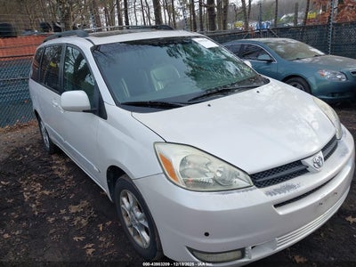 TOYOTA SIENNA 2004
