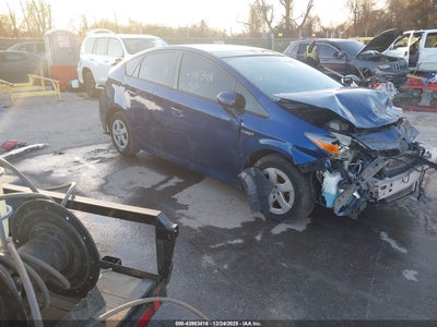 TOYOTA PRIUS 2011