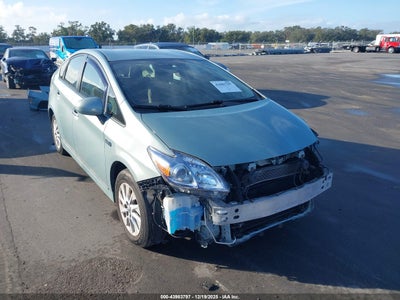 TOYOTA PRIUS PLUG-IN 2013