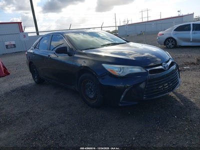 TOYOTA CAMRY 2016