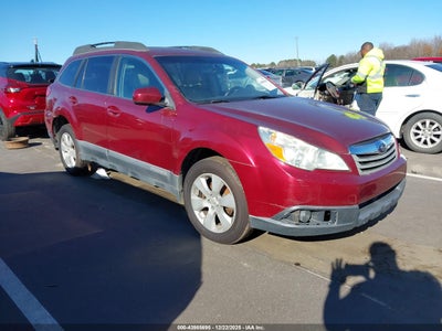 SUBARU OUTBACK 2011