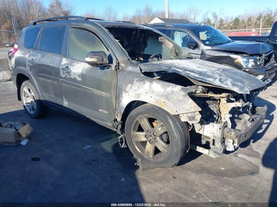 TOYOTA RAV4 2010