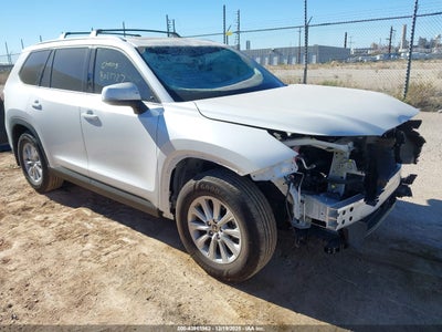 TOYOTA GRAND HIGHLANDER 2025