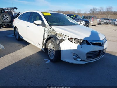 TOYOTA AVALON HYBRID 2015