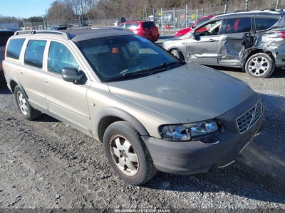 VOLVO XC70 2003