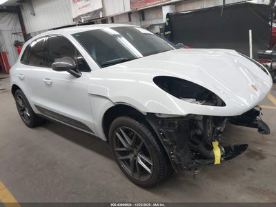 PORSCHE MACAN 2024
