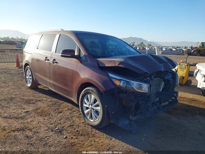 KIA SEDONA 2015