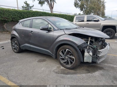 TOYOTA C-HR 2021