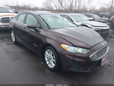 FORD FUSION HYBRID 2019