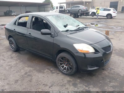 TOYOTA YARIS 2011