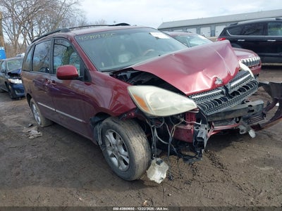 TOYOTA SIENNA 2004