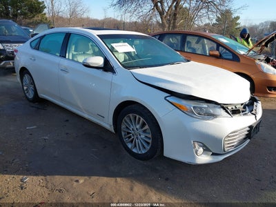 TOYOTA AVALON HYBRID 2014