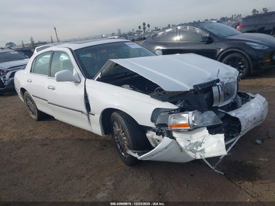 LINCOLN TOWN CAR 2007