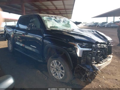 TOYOTA TUNDRA 2024
