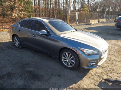 INFINITI Q50 2015