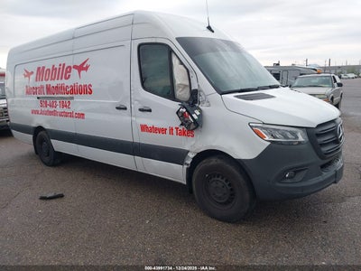 MERCEDES-BENZ SPRINTER 2500 2024