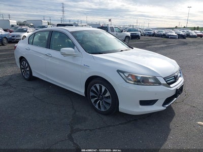 HONDA ACCORD HYBRID 2015