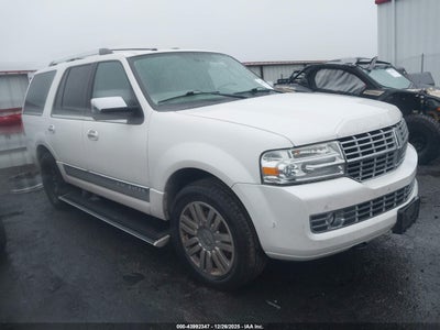 LINCOLN NAVIGATOR 2013