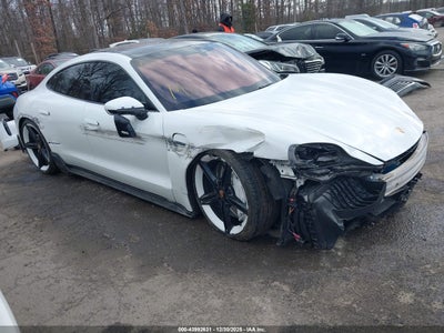 PORSCHE TAYCAN 2020