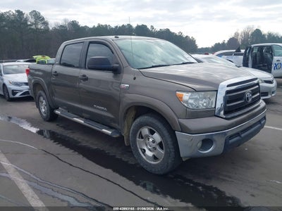 TOYOTA TUNDRA 2010