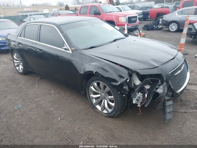 CHRYSLER 300 2019