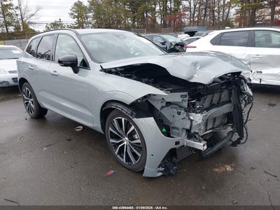VOLVO XC60 2025