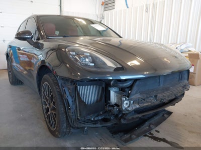 PORSCHE MACAN 2018