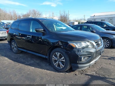 NISSAN PATHFINDER 2017