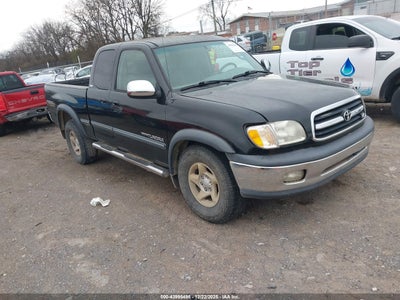 TOYOTA TUNDRA 2002