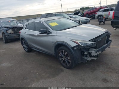 INFINITI QX30 2017