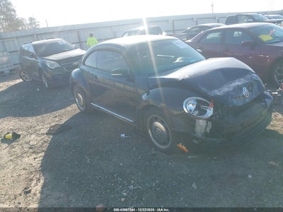 VOLKSWAGEN BEETLE 2012