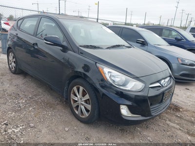 HYUNDAI ACCENT 2013