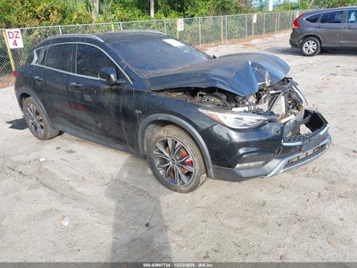 INFINITI QX30 2017