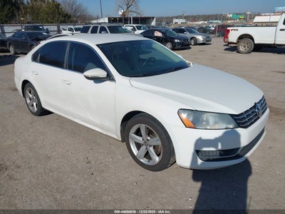VOLKSWAGEN PASSAT 2012