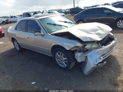TOYOTA CAMRY 2001