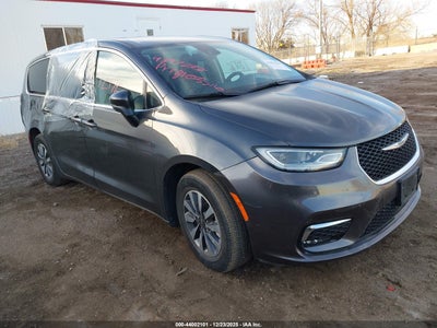 CHRYSLER PACIFICA HYBRID 2023