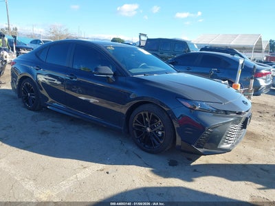 TOYOTA CAMRY 2025
