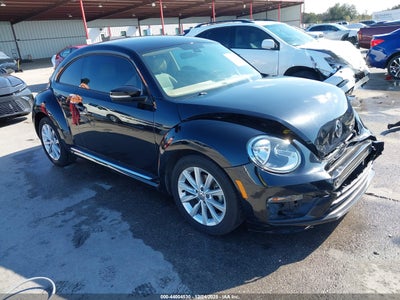 VOLKSWAGEN BEETLE 2017