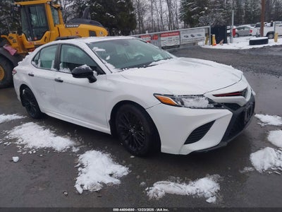 TOYOTA CAMRY 2020