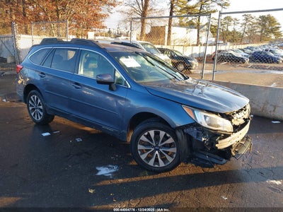 SUBARU OUTBACK 2015