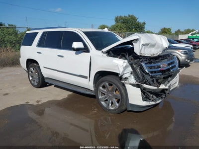 CADILLAC ESCALADE 2016